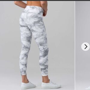 Lululemon Wunder Under Hi-Rise 7/8 Tight